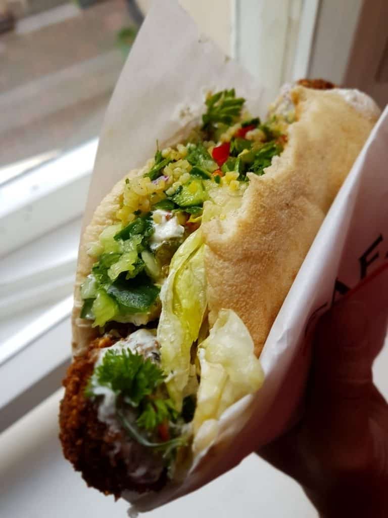 Veggie in pita bread